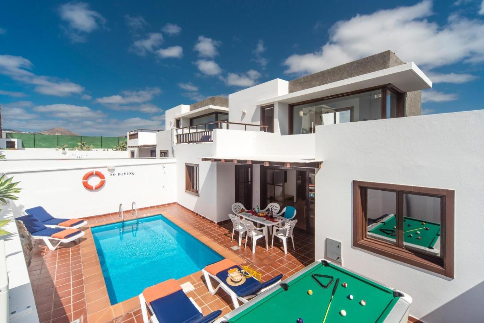 Villa Julianne 3 ปูแอร์โตเดลคาร์เมน ภายนอก รูปภาพ
